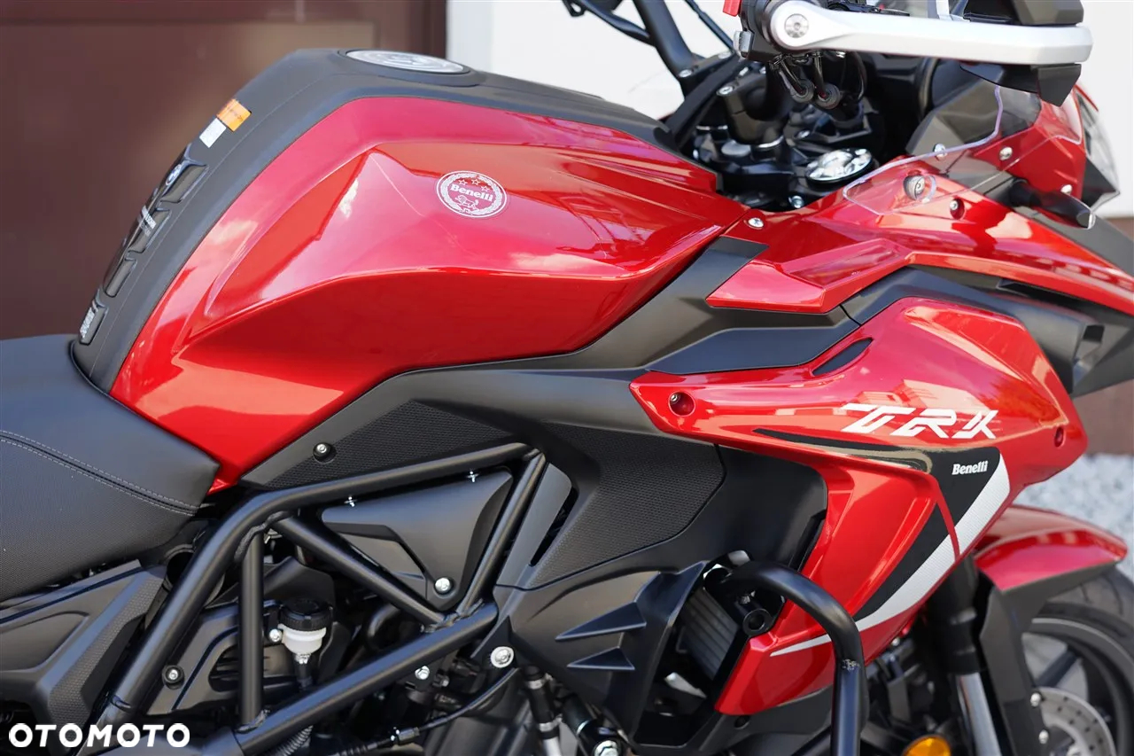 Benelli TRK 502 - 8