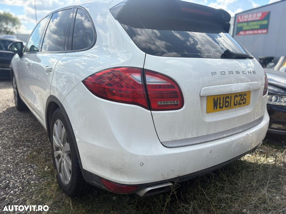 Porsche Cayenne Diesel Tiptronic S - 5