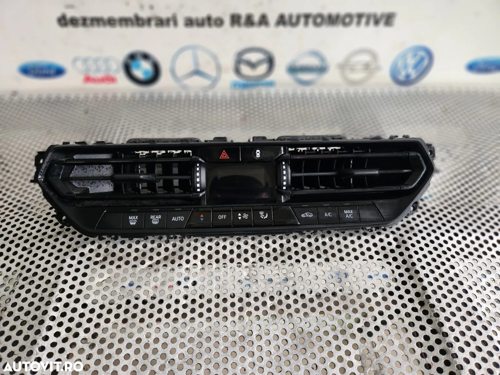 Panou Modul Control Clima Climatronic Grile Ventilatie Bord Bmw Seria 1 F40 F41 Volan Stanga Cod 4A - 5