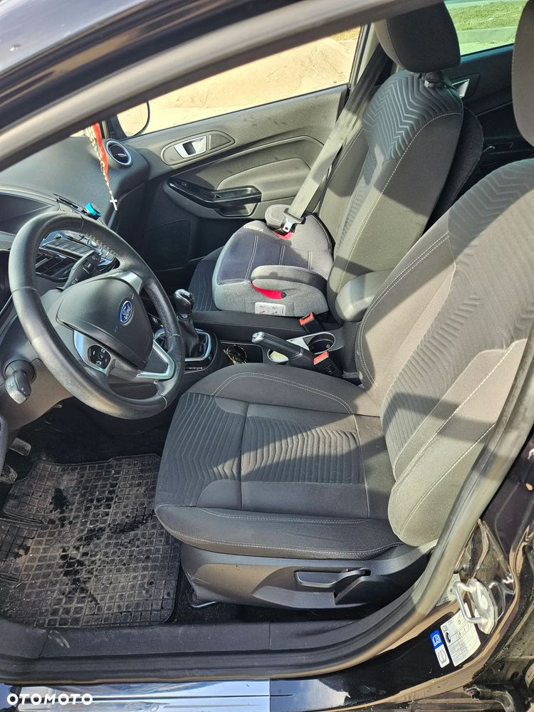 Ford Fiesta 1.0 EcoBoost Titanium - 9