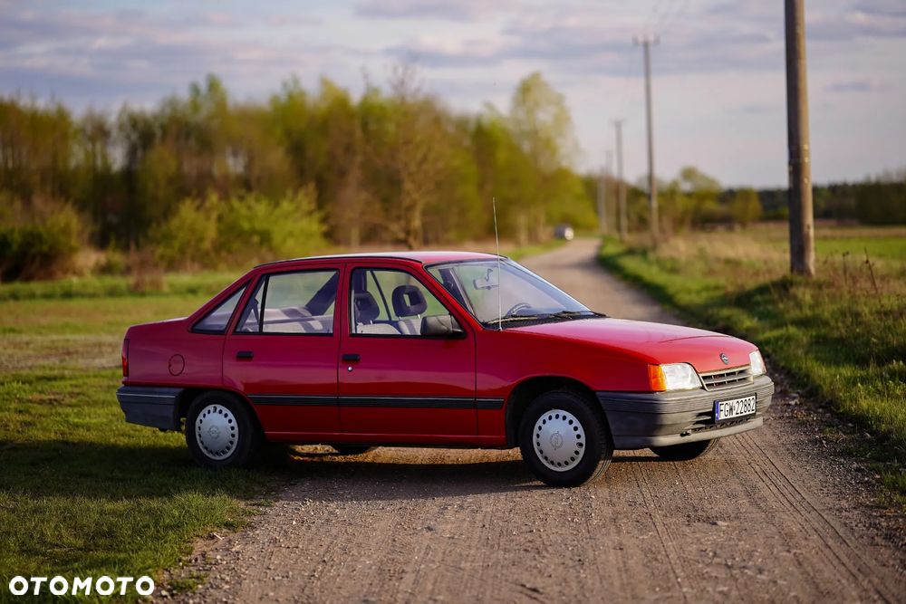 Opel Kadett 1.3 - 1