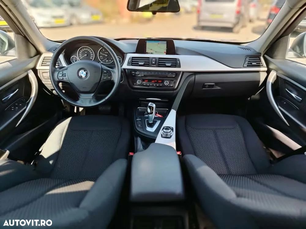 BMW Seria 3 318d Touring Aut. - 17