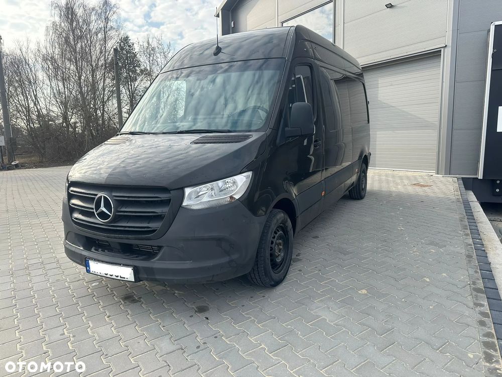 Mercedes-Benz Sprinter - 2