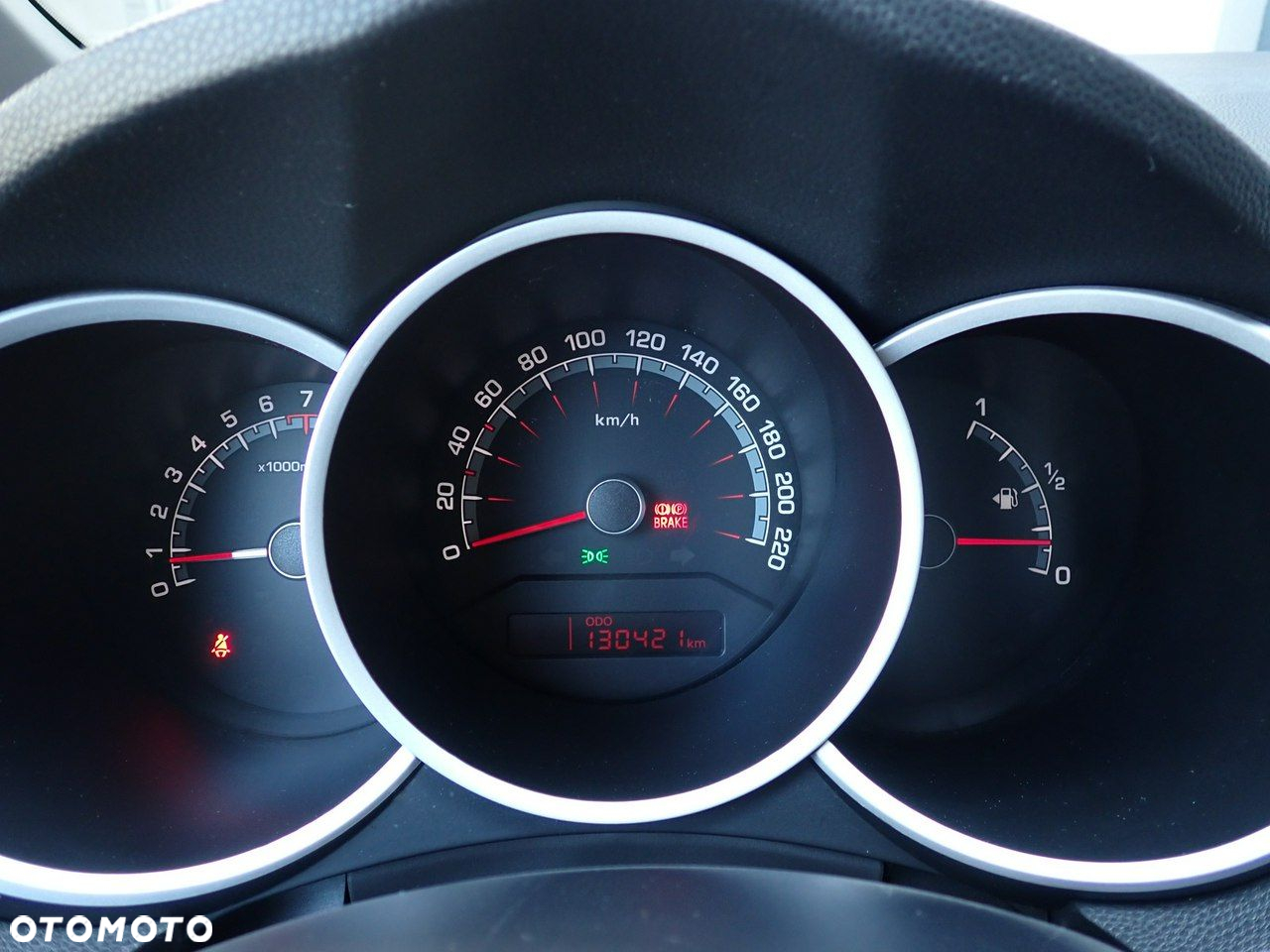 Kia Venga - 24