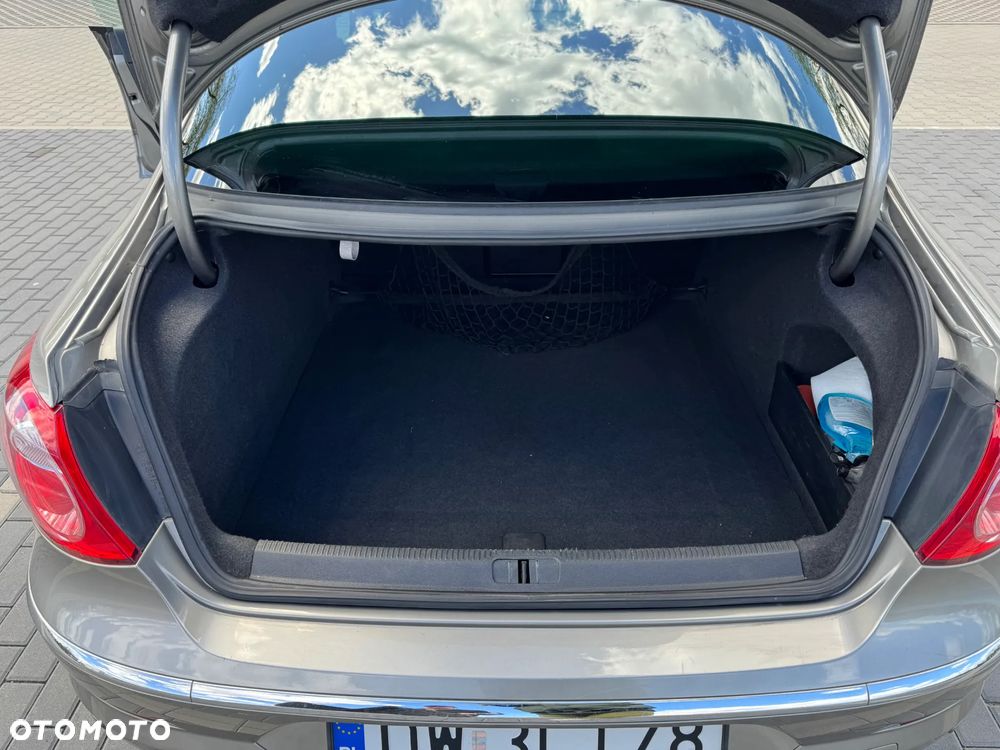 Volkswagen Passat CC - 7