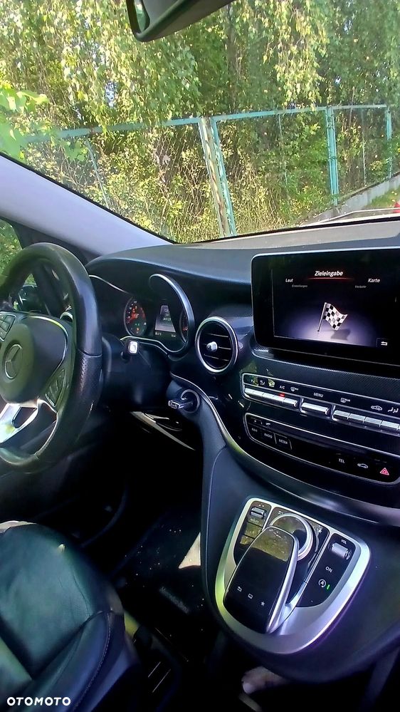 Mercedes-Benz Klasa V 220 (BlueTEC) d 7G-Tronic (d³ugi) - 9