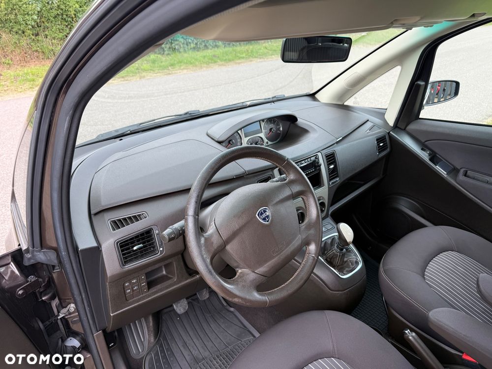 Lancia Musa 1.4 16V Platino S&S - 15