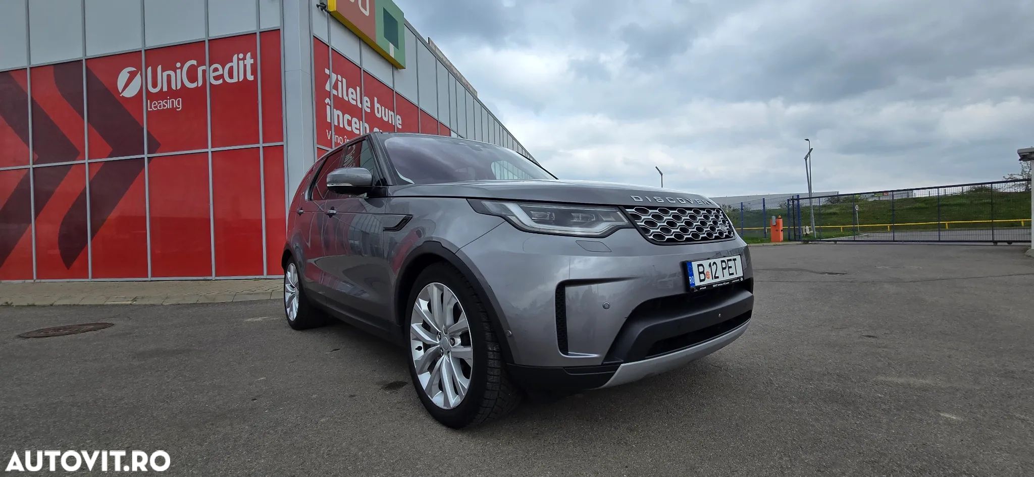 Land Rover Discovery 3.0 D250 MHEV SE - 1