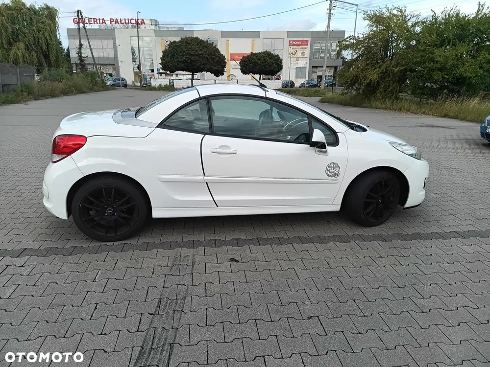 Peugeot 207 CC - 14
