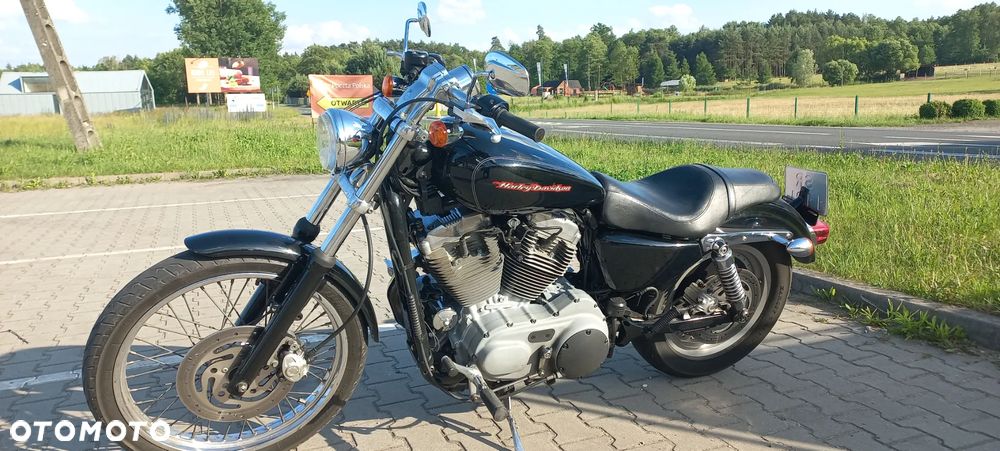 Harley-Davidson Sportster Custom 883C - 1