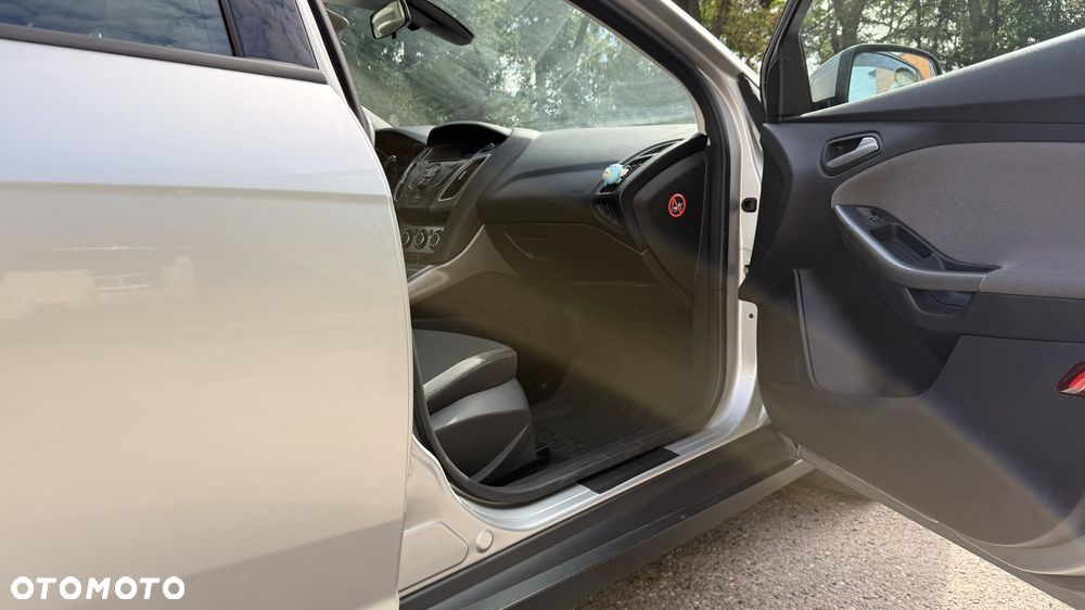 Ford Focus 1.6 TDCi Trend - 16