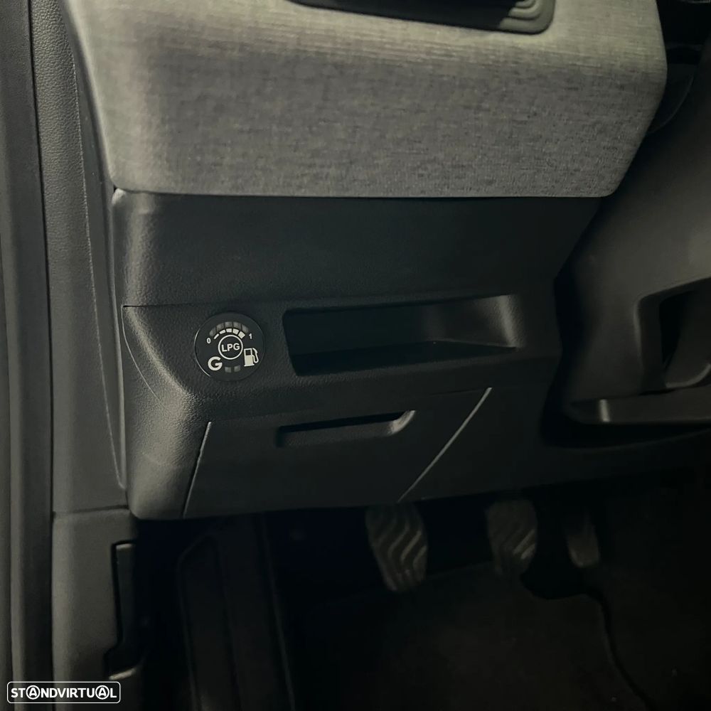 Mitsubishi Colt 1.0 MPI-T Kaiteki Bi-Fuel - 11