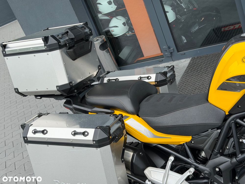Benelli TRK 502X - 11