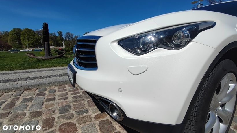 Infiniti QX70 3.7 S Premium - 12
