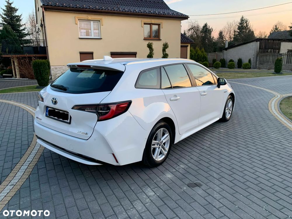 Toyota Corolla 1.8 Hybrid Comfort - 4