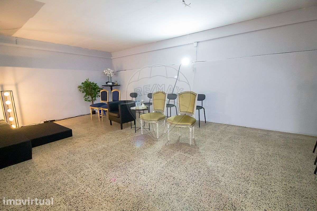 Armazém  para arrendamento - Grande imagem: 2/10