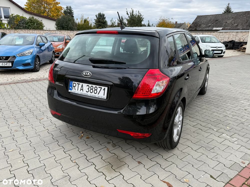 Kia Ceed 1.4 CVVT Attract - 15