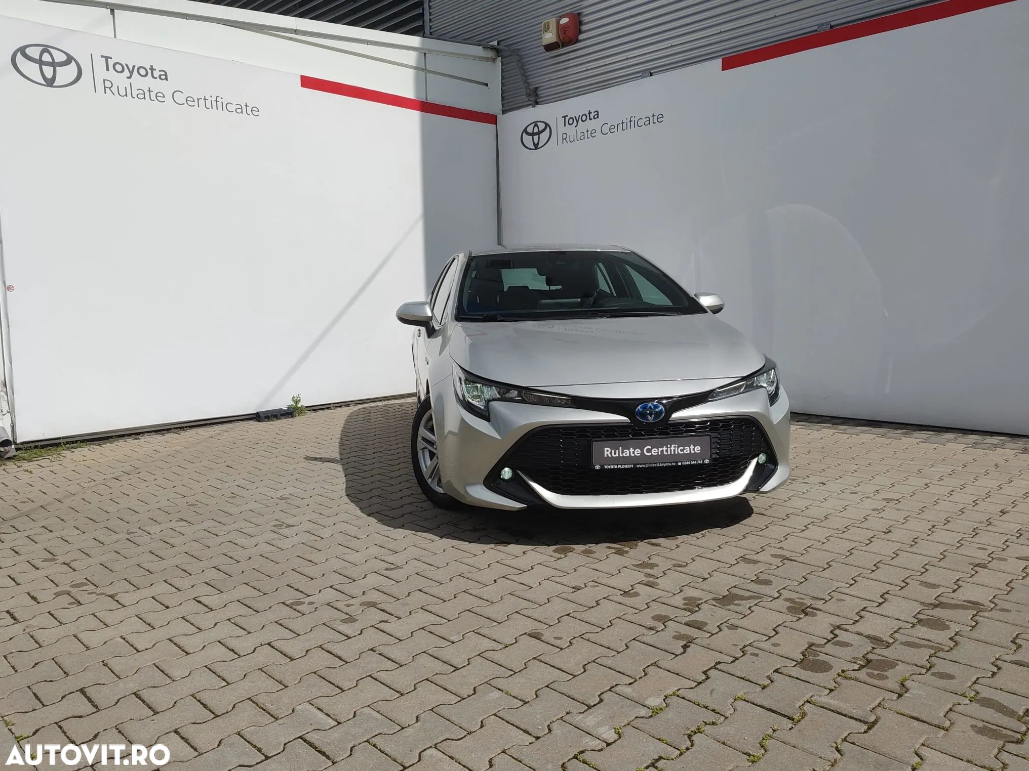 Toyota Corolla 1.8 HSD Dynamic - 1