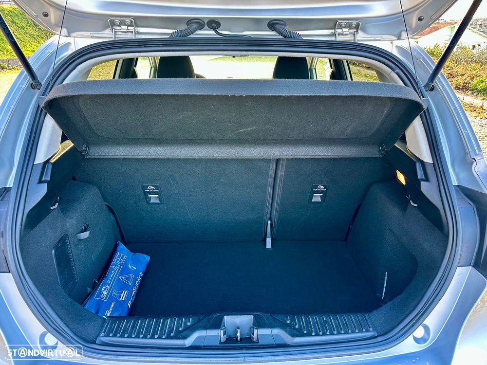 Ford Fiesta 1.1 Ti-VCT Business - 24