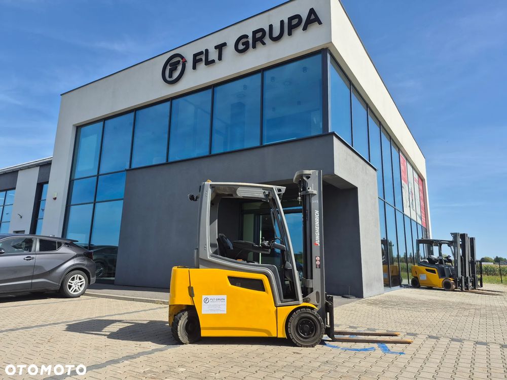 Jungheinrich EFG 320 - 1
