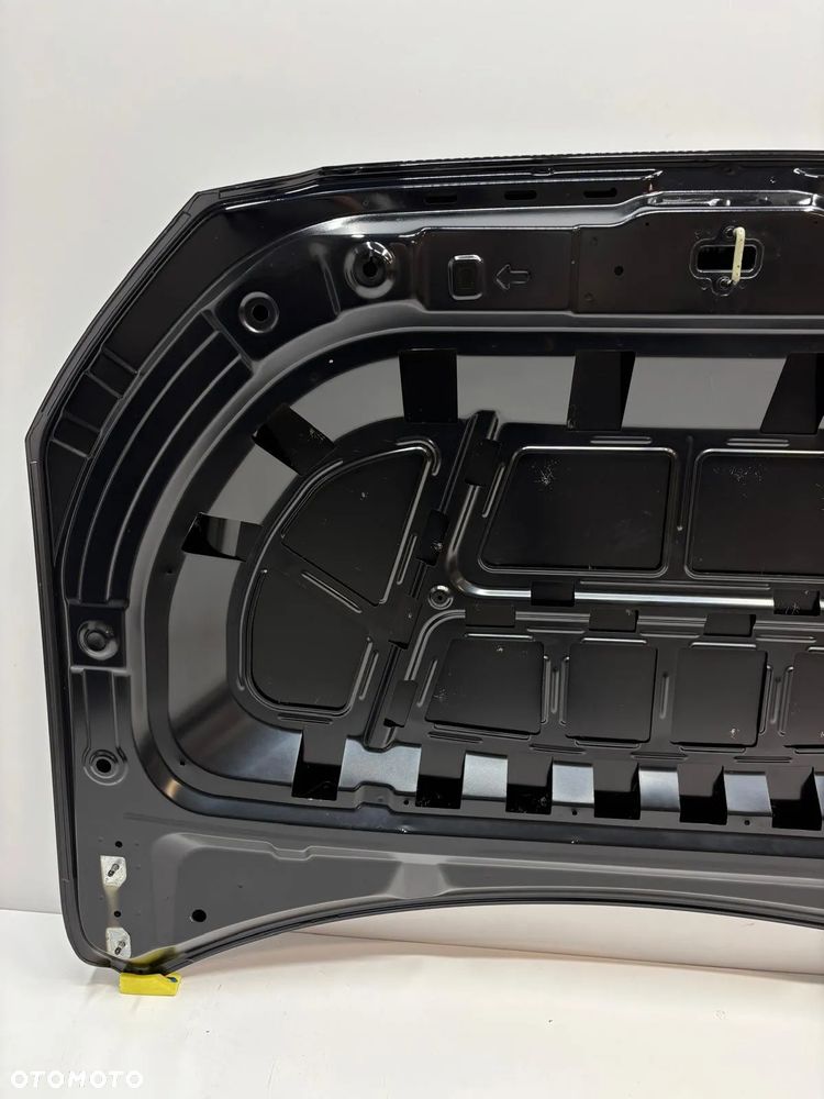 MG ZS II Maska PBC New Pearl Black - 10