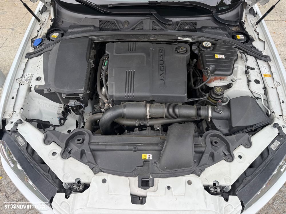 Jaguar XF 2.2 - 27