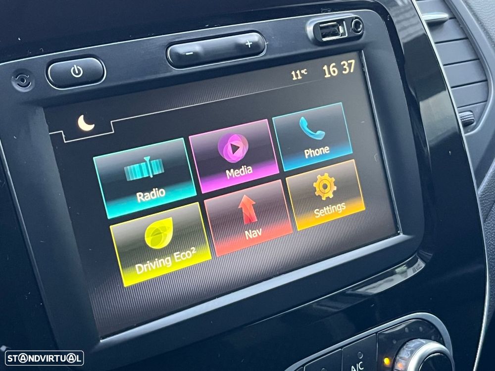 Renault Captur 0.9 TCE Initiale Paris - 26