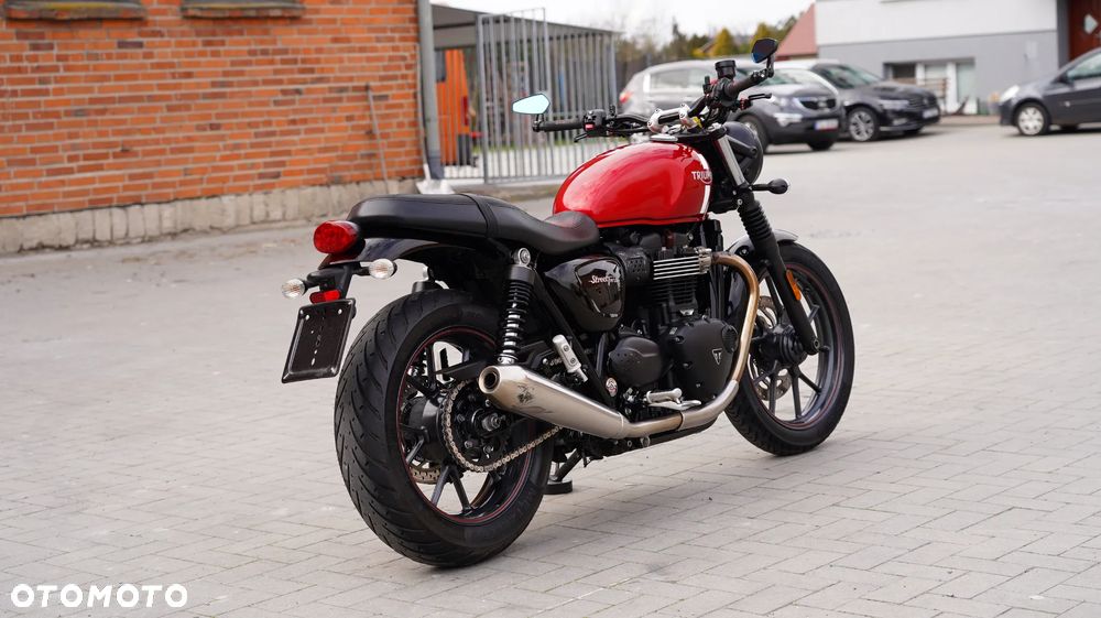 Triumph Street Twin - 7