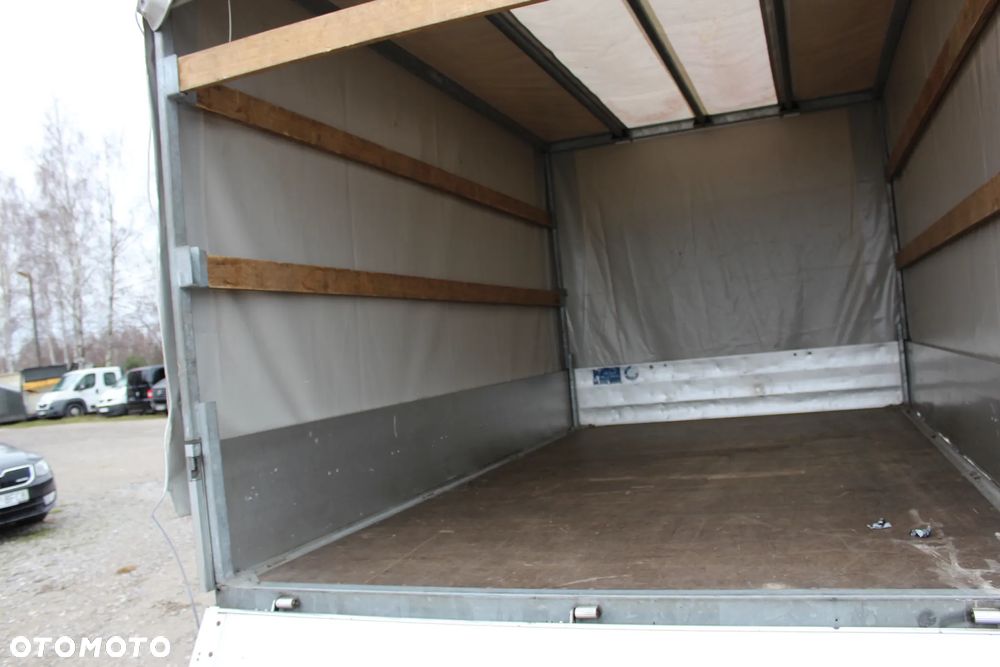 Volkswagen Crafter - 10