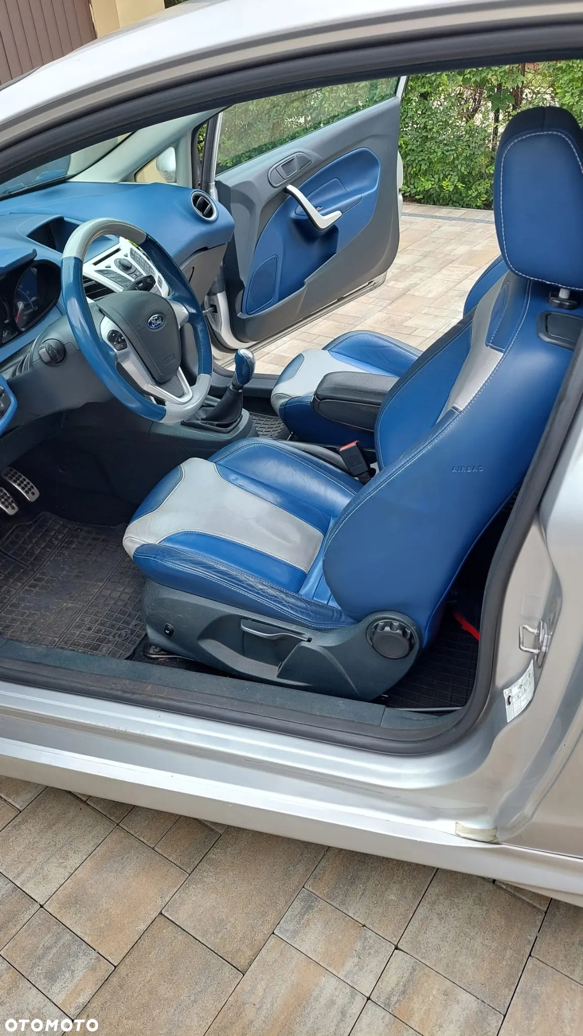 Ford Fiesta - 12