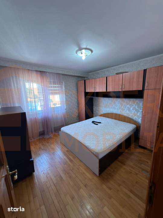 Apartament 3 camere de vanzare | Casa de Cultura | Decomandat — fotografia 1