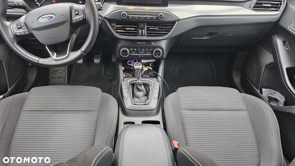 Ford Focus 1.5 EcoBoost Titanium Business - 14