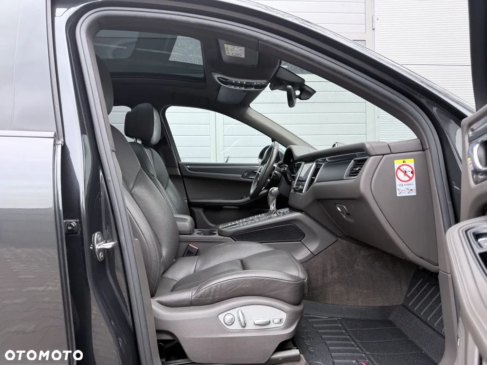 Porsche Macan - 13