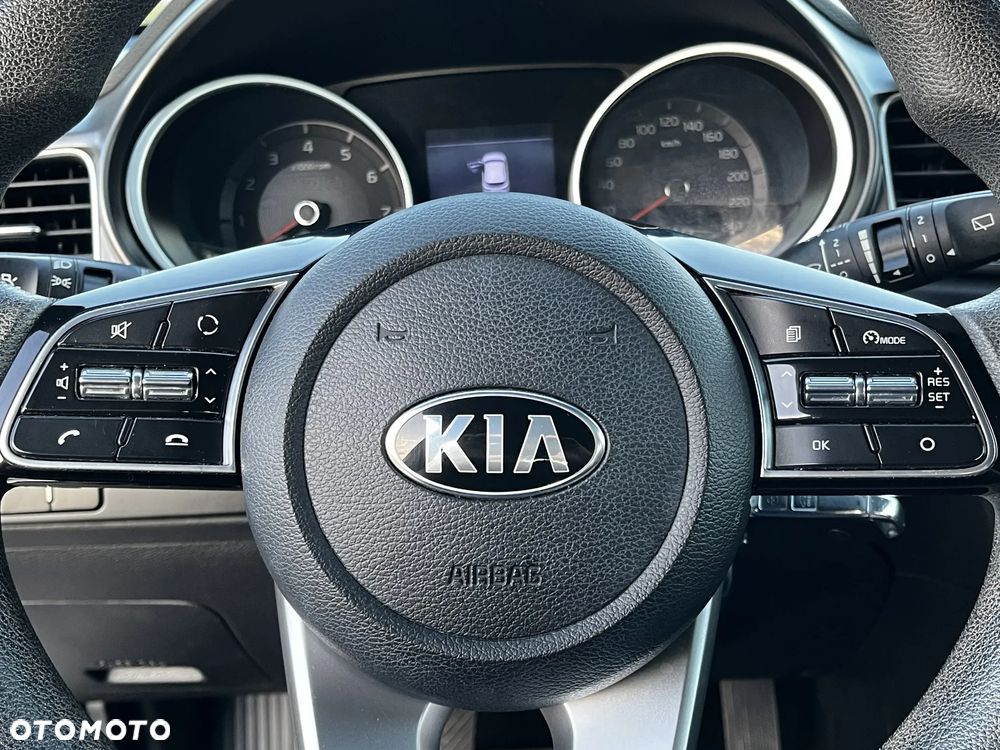 Kia Ceed - 18