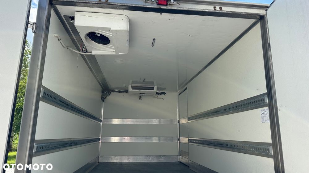 Renault Master 8 palet / sypialnia wejkam / thermo king v 400 max multitemperatura / salon polska / jak nowy - 12