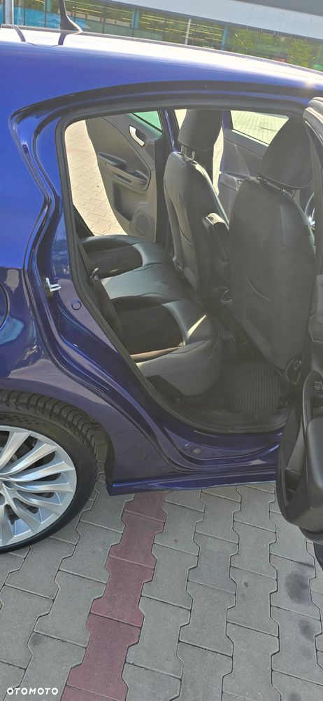 Alfa Romeo Giulietta 2.0 JTDM Exclusive - 22