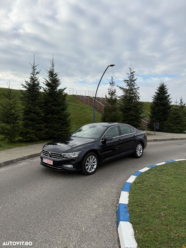 Volkswagen Passat - 2