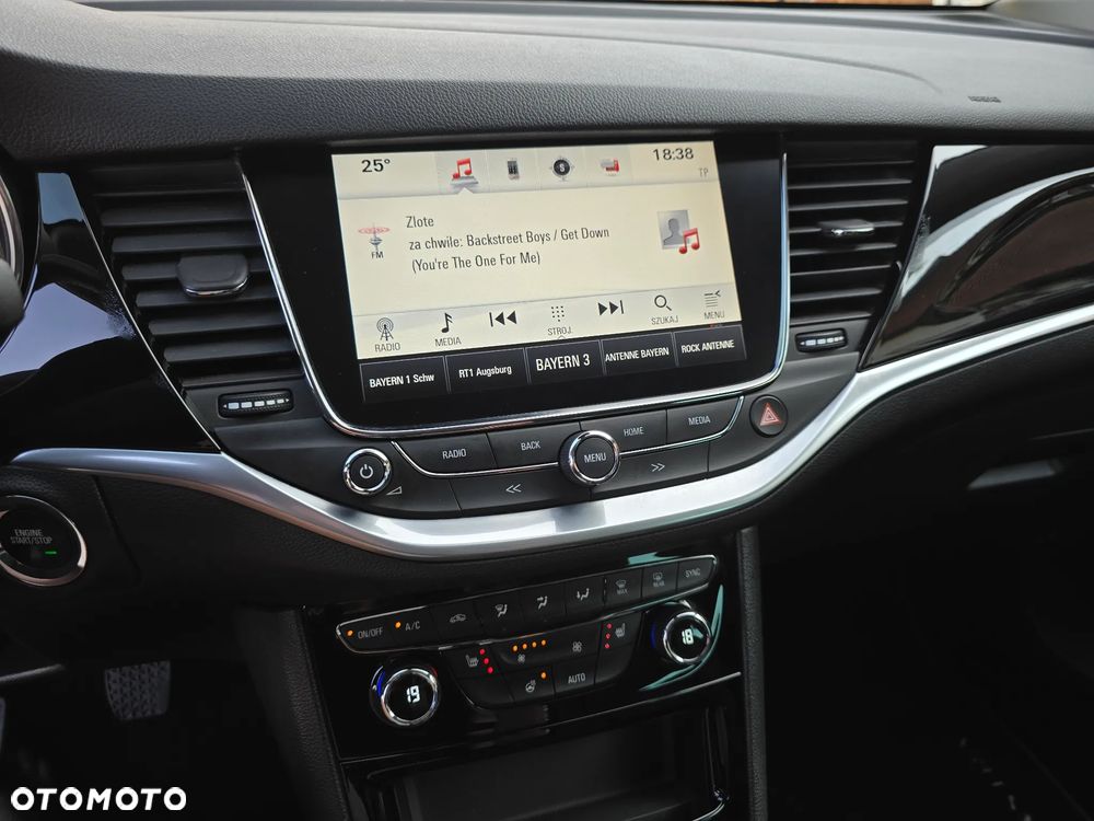 Opel Astra 1.4 Turbo Innovation - 22