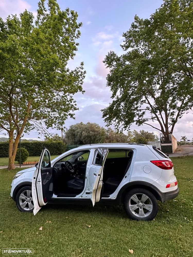 Kia Sportage 1.7 CRDI ISG EX - 9