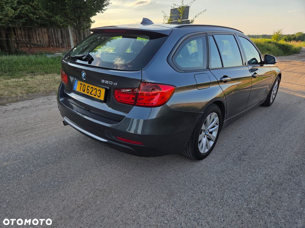 BMW Seria 3 320d Efficient Dynamics - 15