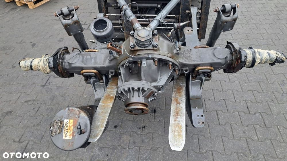MOST NAPĘDOWY VOLVO FH4 6X2 SOLÓWKA BEZ PIAST 41,474 - 4