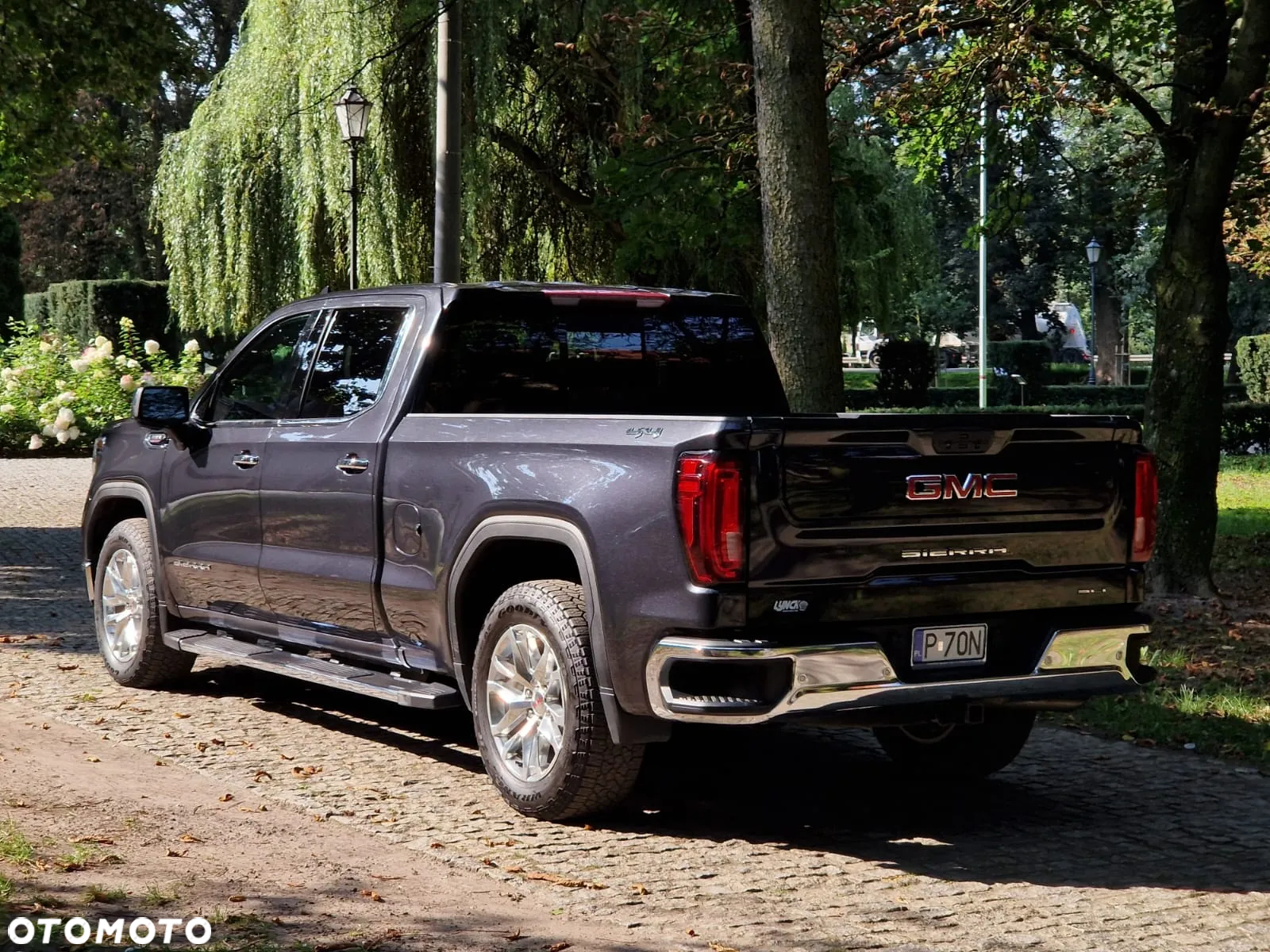GMC Sierra - 5