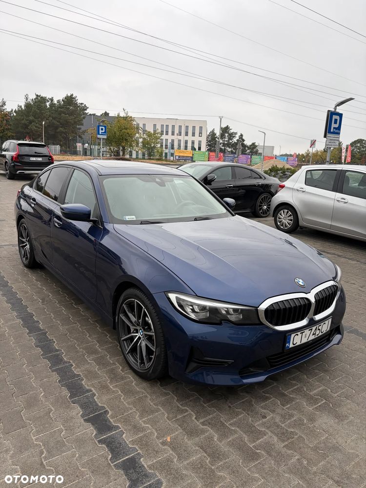 BMW 330I 2019 photo 5