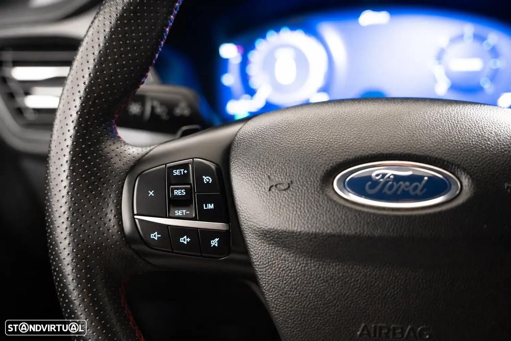 Ford Kuga 1.5 TDCi EcoBlue ST-Line Aut. - 15