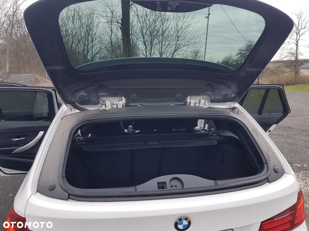 BMW Seria 3 330d xDrive Sport-Aut Sport Line - 21