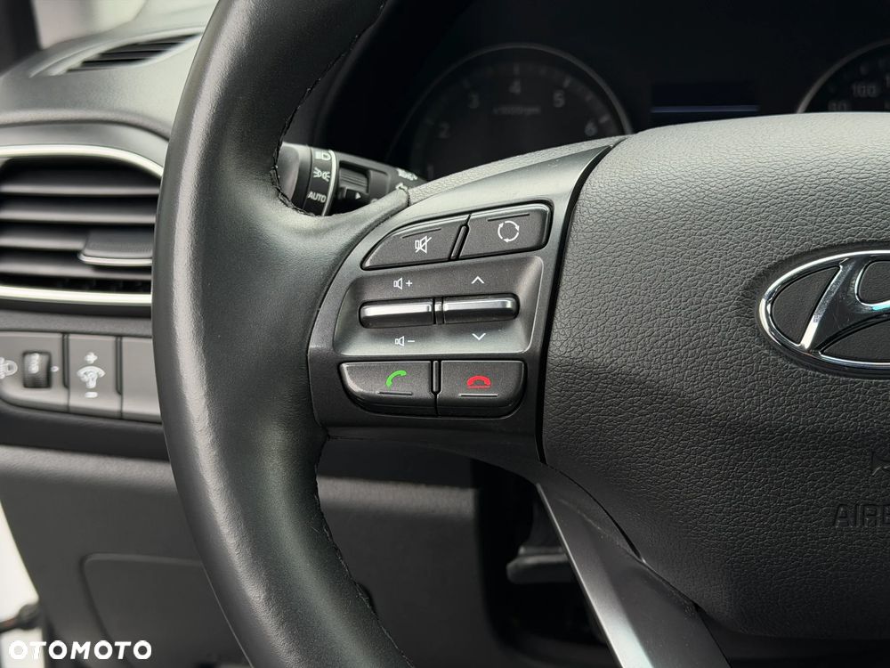 Hyundai i30 1.4 Classic + - 13