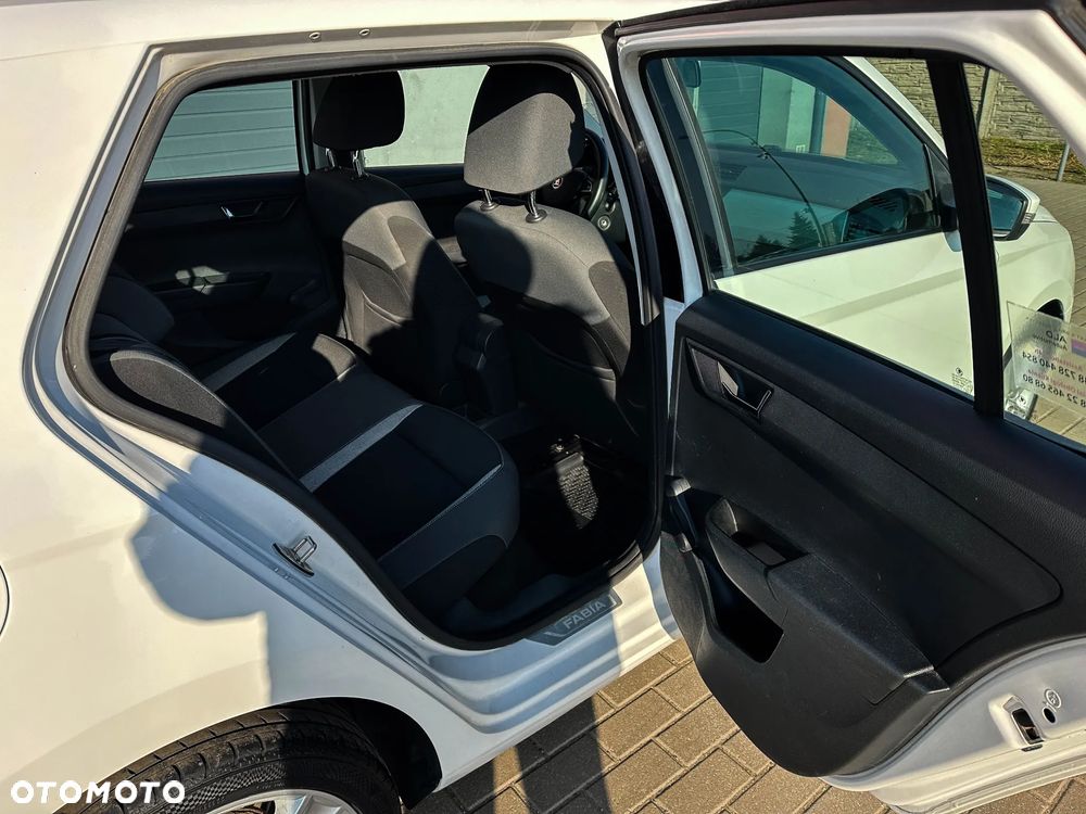 Skoda Fabia - 20