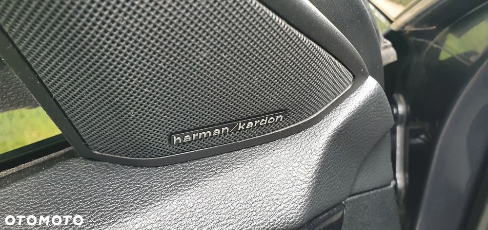 Mercedes-Benz Klasa E - 22