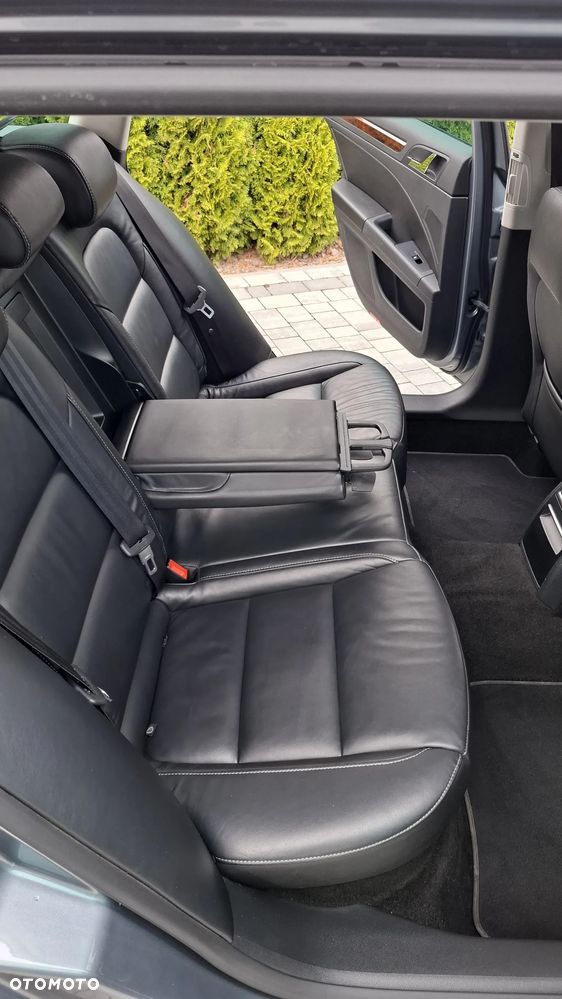 Skoda Superb 2.0 TDI Green tec DSG L&K - 17