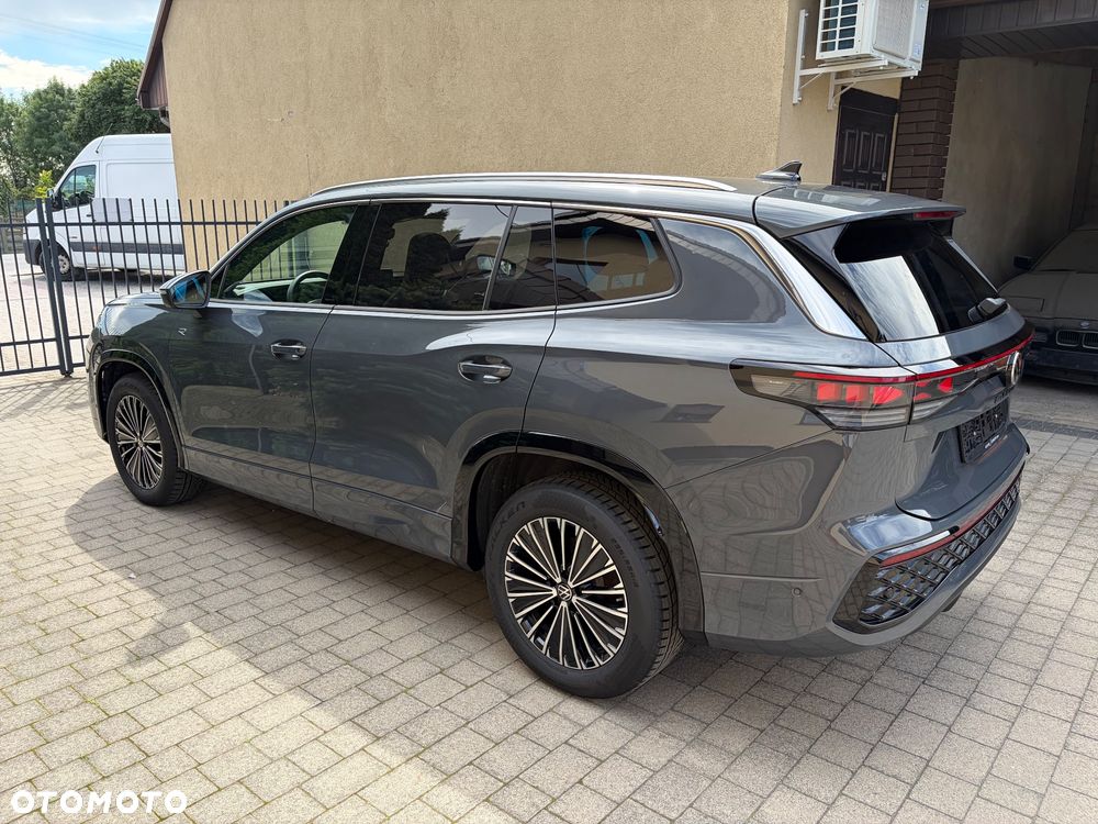Volkswagen Tayron 2.0 TDI SCR 4Mot R-Line Plus DSG - 6